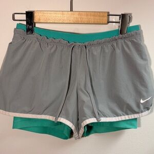 Nike Women's S Gray and Green Shorts